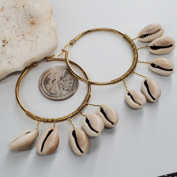 Free People Gold and White Shell Earrings - Picture 3 of 6